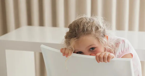 5 نشانه که نشان دهنده نیاز کودک به مشاور و روانشناس است