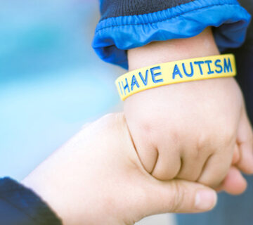 10 نکته مهم که والدین اوتیسم باید بدانند