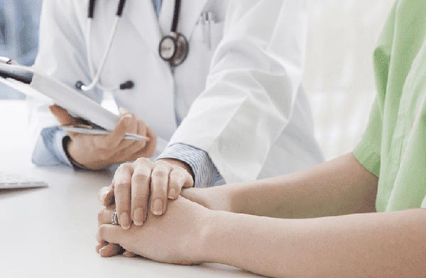 علائم ترومای دوران کودکی در بزرگسالان