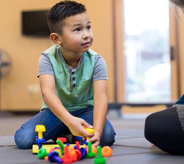 چگونه روانشناس کودک خود را تغییر دهید