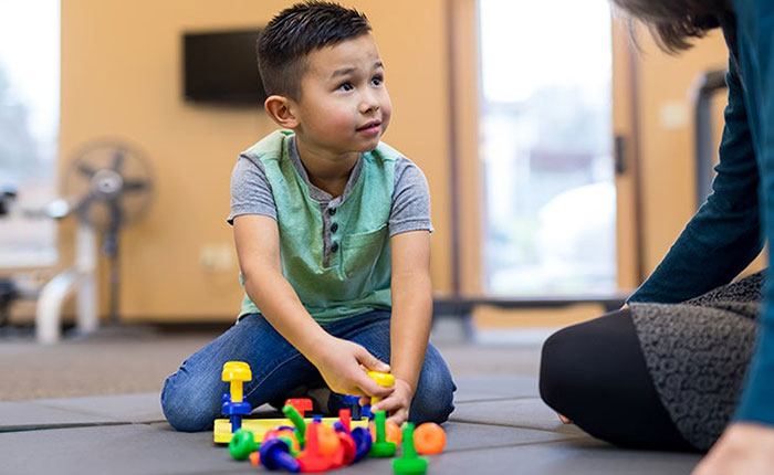 چگونه روانشناس کودک خود را تغییر دهید