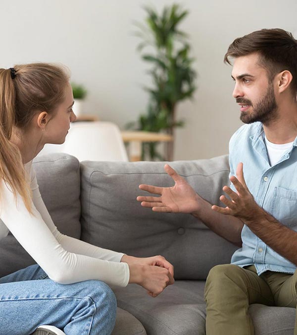 آیا می توانید در مورد جلسات روان درمانی همسر خود بپرسید؟